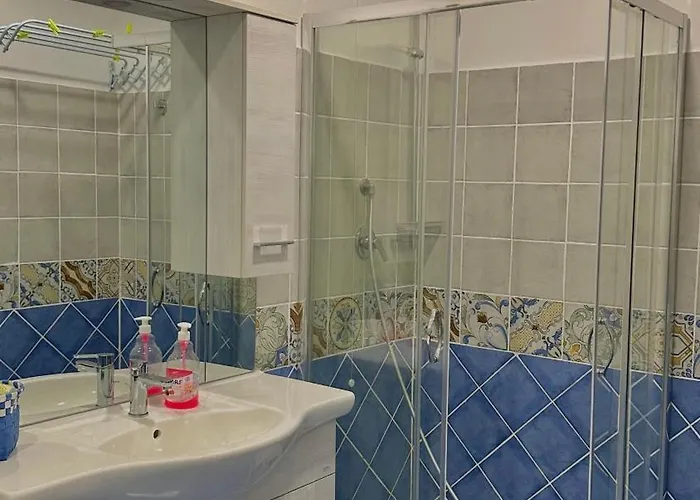 Un Posto Al Sole Alojamento de Acomodação e Pequeno-almoço 3*