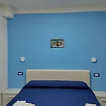 Un Posto Al Sole Nocleg ze śniadaniem 3*