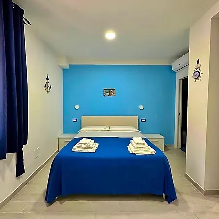 Un Posto Al Sole Bed & Breakfast 3*