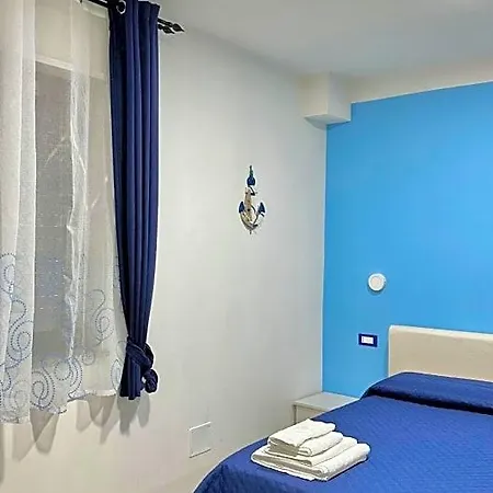 Un Posto Al Sole Bed & Breakfast 3*
